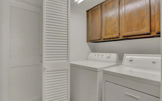 Fishermans Friend! - Coastal Condo - Views Await!