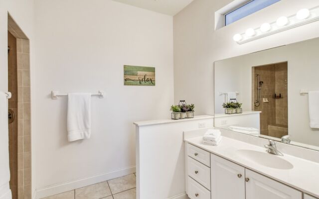 Johnson Beach Way - 4 Br Home