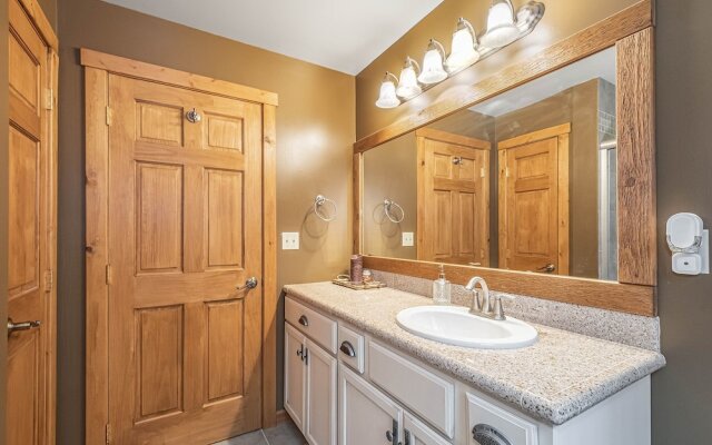 Dancing Bears Retreat