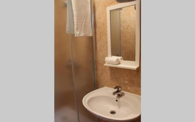 Studio apartment for 2 in center