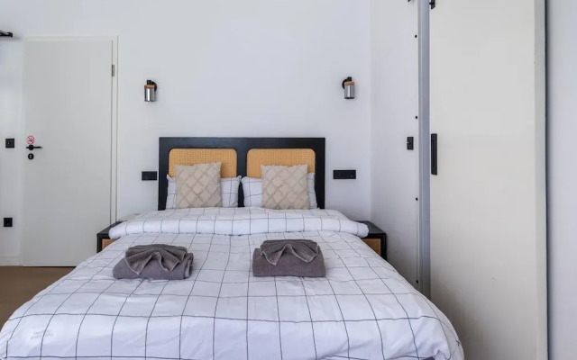 Modern Residences - Studio on the Moselle