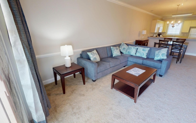 Magnolia Pointe Luster Leaf 4879-303