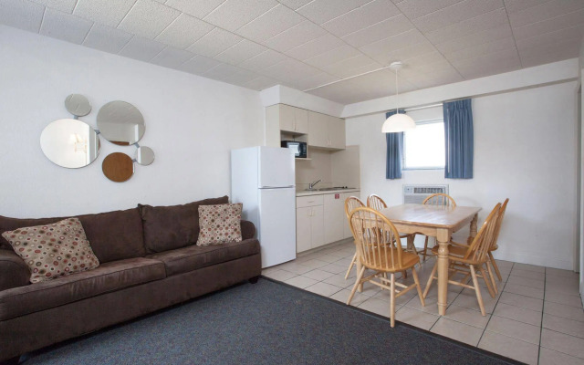 Hotel Cabana Oceanfront/ Boardwalk