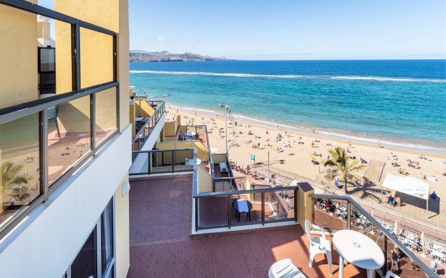 Apartamentos Colón Playa
