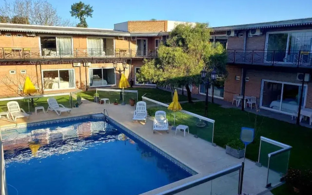 Marvic Hotel