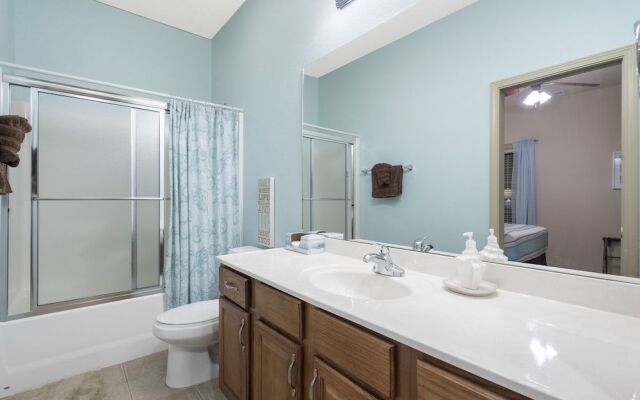 Bounty of Birdie Lane - Golf Courses, Playgrounds & Pool