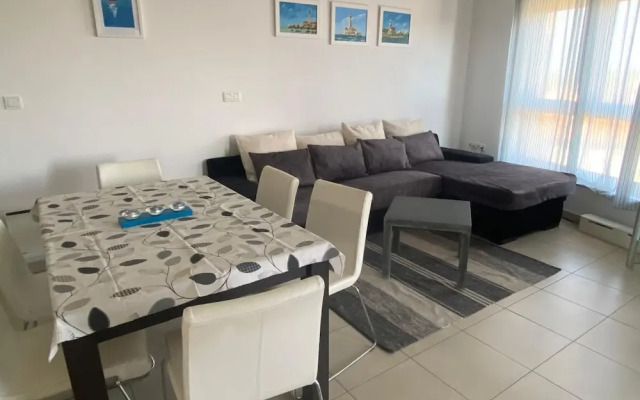 Panoramic Seaview Apartment Silver