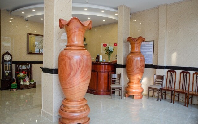 Lucky Hotel Nha Trang