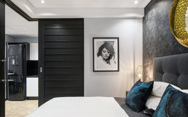 The Onyx Apartment Hotel by NEWMARK