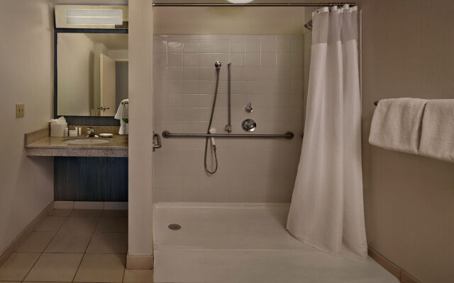 Courtyard by Marriott Providence Warwick