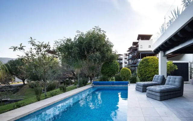 Private & Heated Pool, Mountain View Escondida 5BR