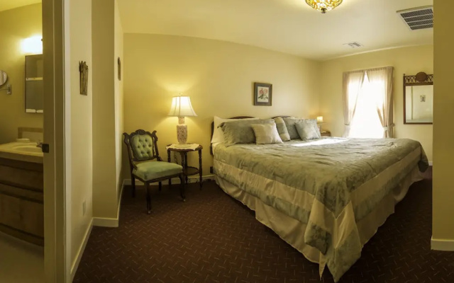 Historic Cary House Hotel
