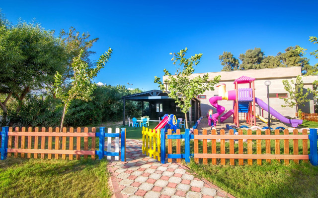 Grand Sahins Gumuldur Resort