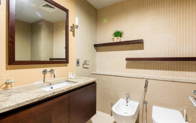 Tiara Emerald - G06- PJ