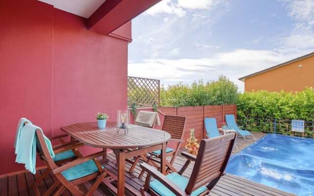 Modern Holiday Home in Umag With Private Whirlpool