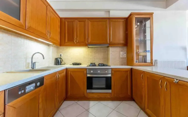 Petralona Amazing 2 bd Flat