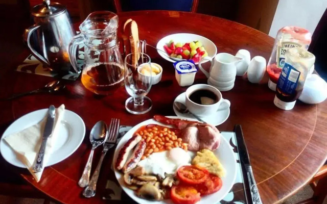 Hillside Bed & Breakfast