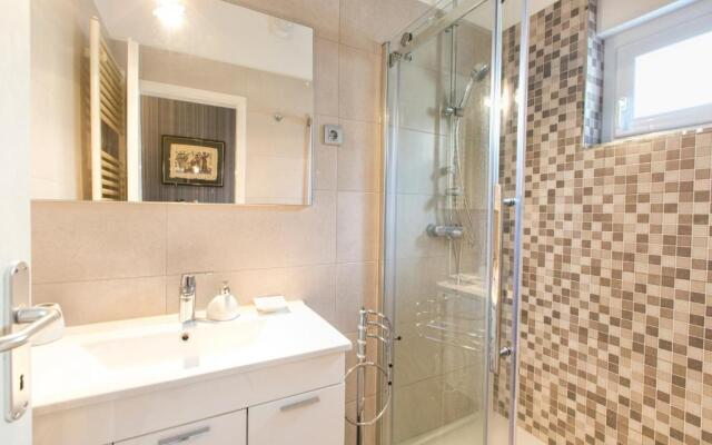 Beachfront Apartment Crikvenica