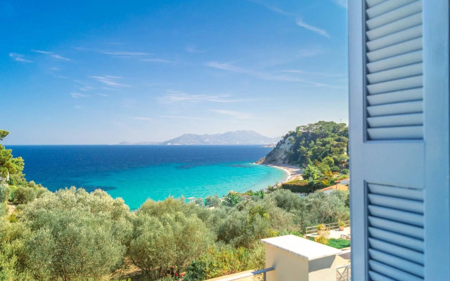 Armonia Bay Hotel