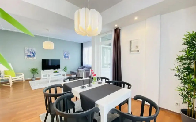 Exquisite Flat Near Bagdat Street in Kadikoy
