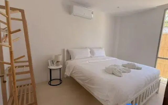 Trinity Luxe- 5 Bedroom 20 Meter Pool Luxury Villa