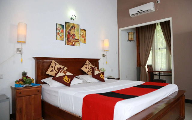 Grand Kalundawa Waterfront Resort