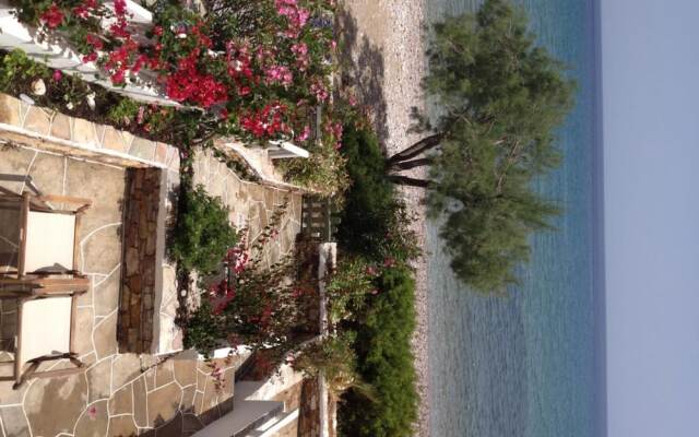 Villa Glaros