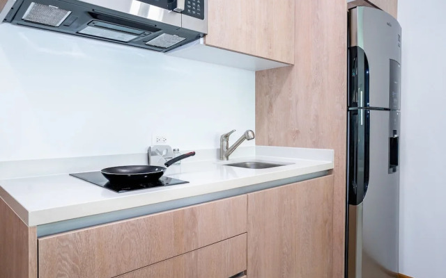 Menesse Town Tower 202 1 Bedroom Condo