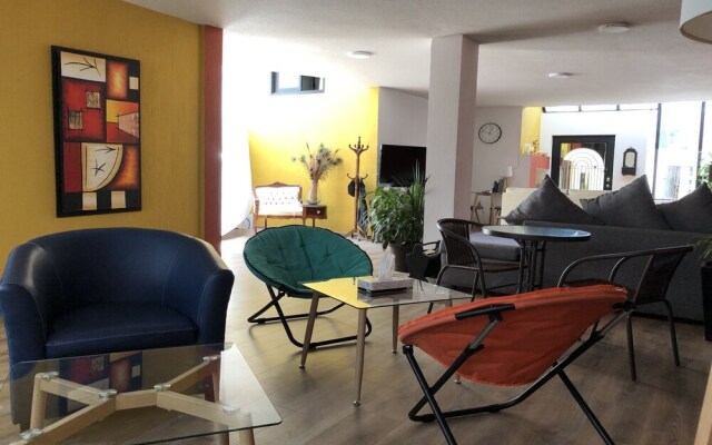 Collection O Frida Suites & Lounge