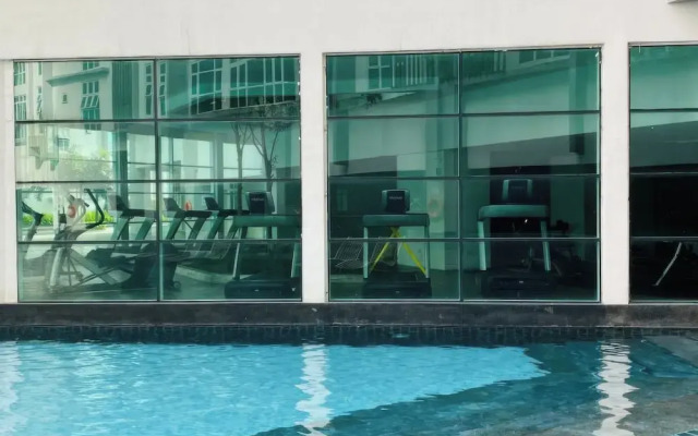 Central Residence - Free Gym Pool
