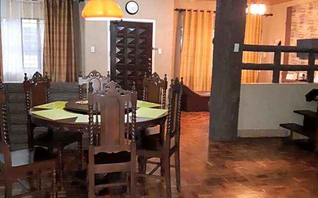 Zya 3BR A-House