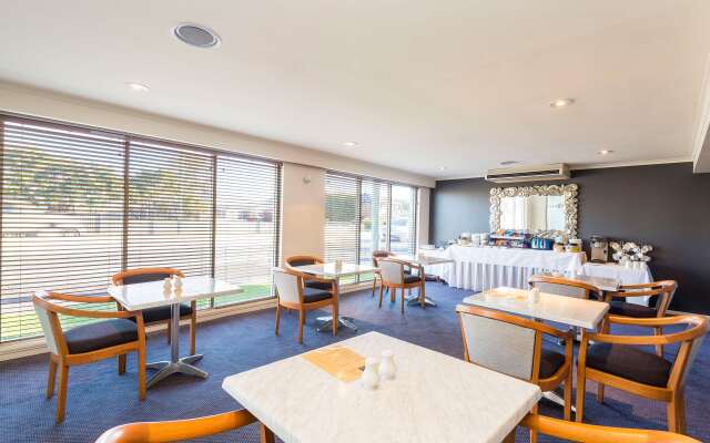 Comfort Inn All Seasons