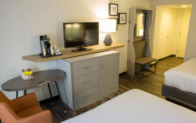 Holiday Inn Orlando International Airport by IHG
