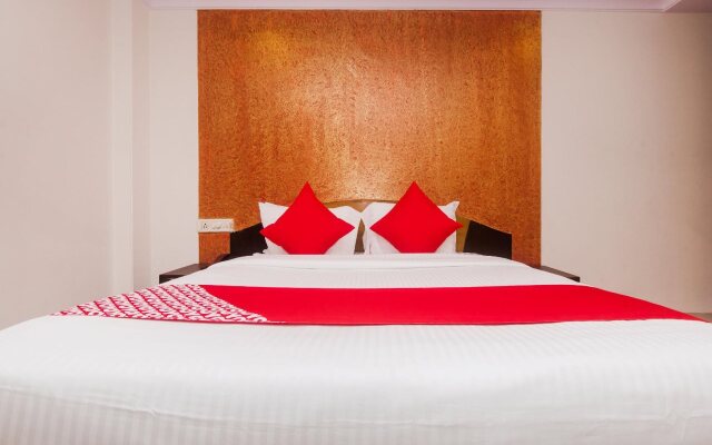 Hotel Palm Star By OYO Rooms