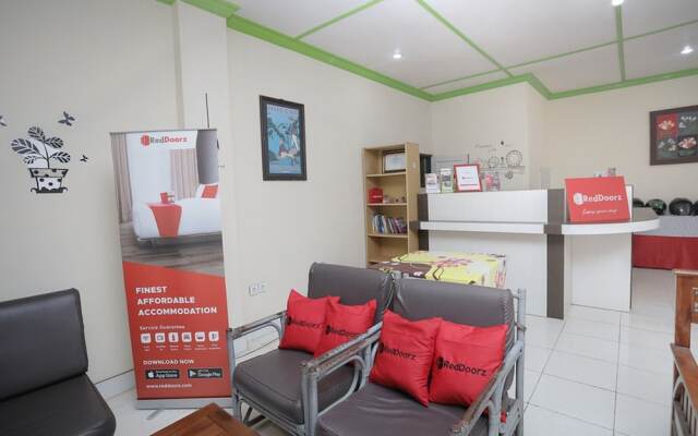 RedDoorz near Bundaran Kecil Palangkaraya