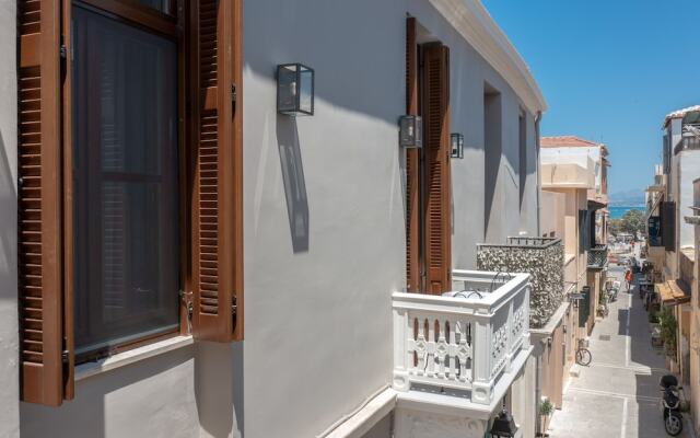 Marea Boutique Suites