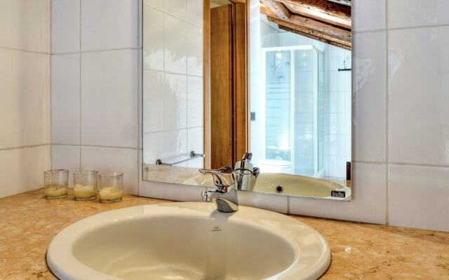 Apartment in Costermano With Garden, Sauna, Swimming Pool