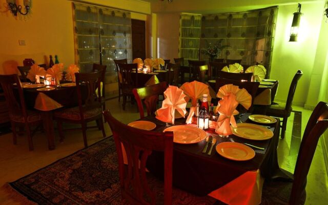 Groom Bridge Gold Stone Exotic Shimla