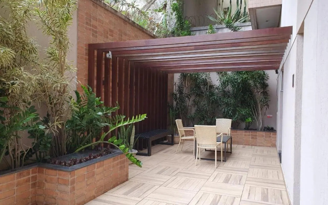 Copacabana e Ipanema, a 200 metros do MAR