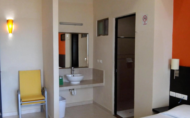 Hotel & Suites Domani