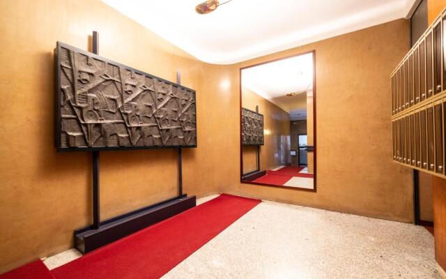 Loreto Elegant Flat