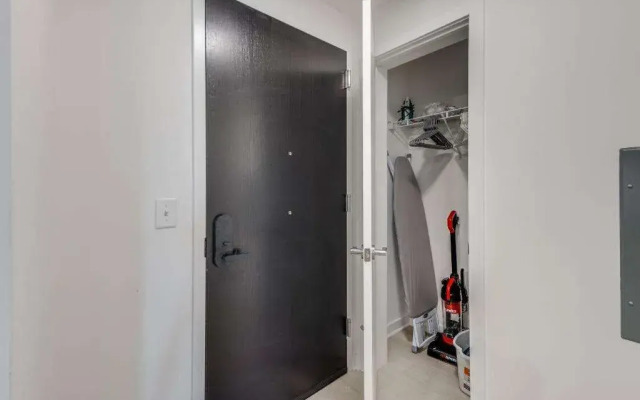 Global Luxury Suites at Capitol Hill