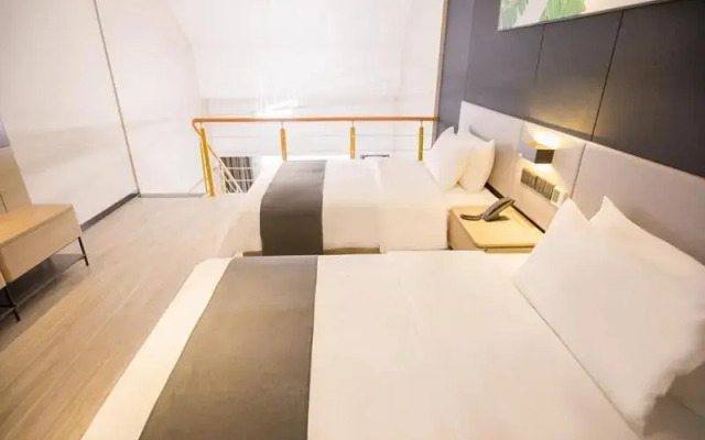 Up And In Zhejiang Shaoxing Zhuji Fengqiao Town