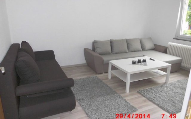 Frankfurt Airport & Fair Apartment