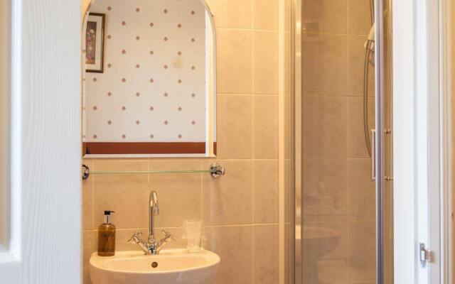Alba Hills Guest House