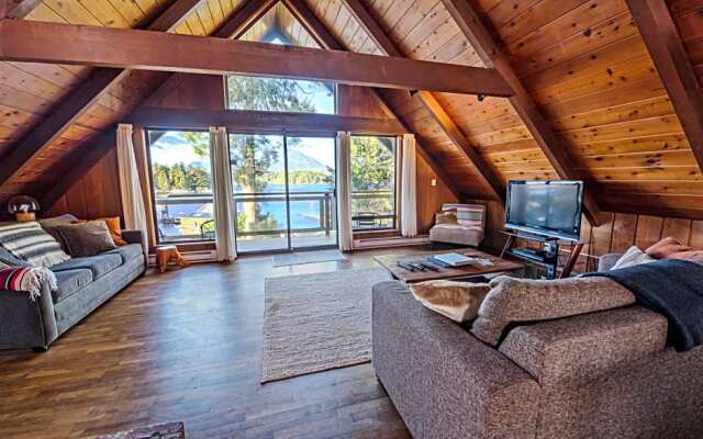 The Shoreline Tofino