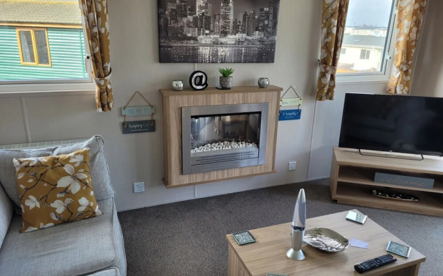Remarkable 3-bed House in Hull