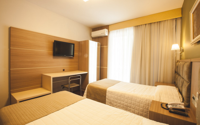 Curitiba Palace Hotel