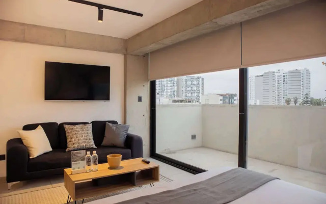 w Scenic 1BR w Terrace in Barranco