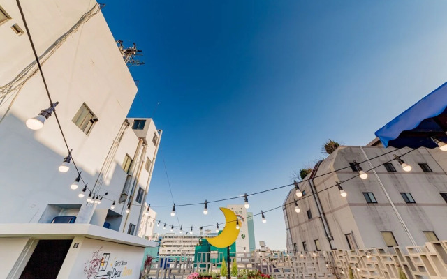 Guesthouse Dear Moon - Hostel